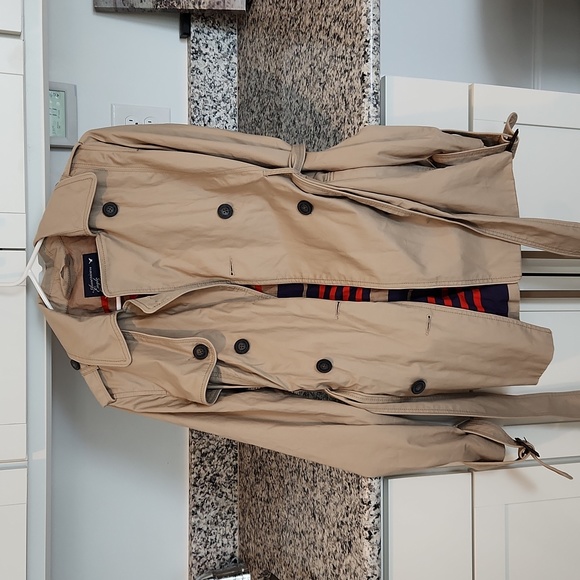 Jacket - Picture 1 of 4